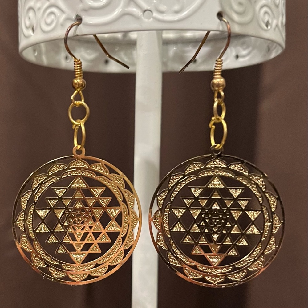 Long gold geometric drop fashion earrings